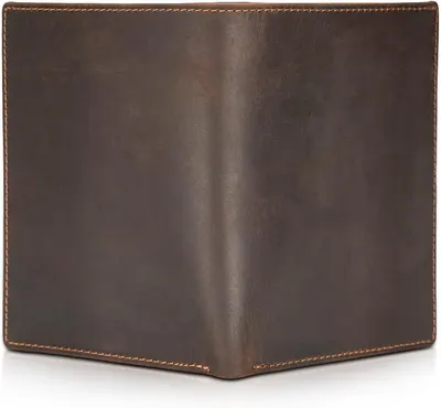 Showcases the high-quality leather construction and detailed stitching to communicate craftsmanship and durability to shoppers.