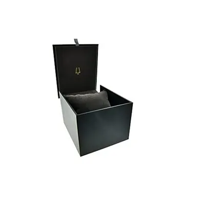 Provides a clean, catalog-style view of the product on a white background with no text or design elements, allowing shoppers to see the product clearly.