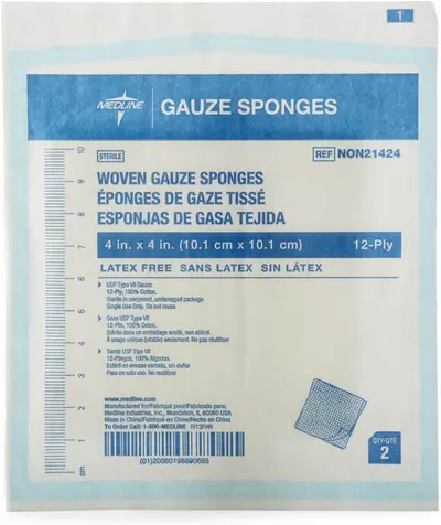 Displays the product packaging clearly to show what the customer will receive, including brand, product type, size specifications, and quantity.
