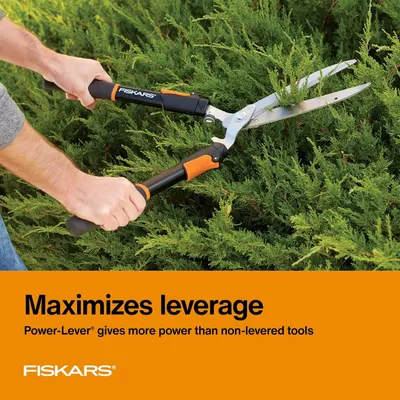 Communicates that the Power-Lever mechanism provides more cutting power than non-levered tools, making trimming easier and more efficient for the user.