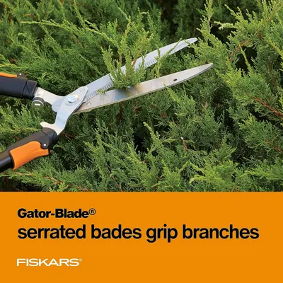 Demonstrates the product's serrated blade design that effectively grips and cuts branches, reassuring shoppers of its cutting performance and functionality.