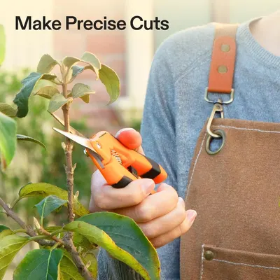 Demonstrates the product's ability to make precise, clean cuts on plants and branches, reassuring gardeners of its accuracy and control.