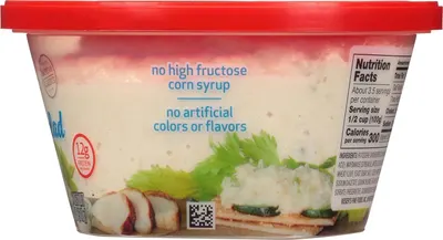 Communicates multiple health-focused benefits to reassure shoppers that the product is made with clean ingredients and provides high protein content.