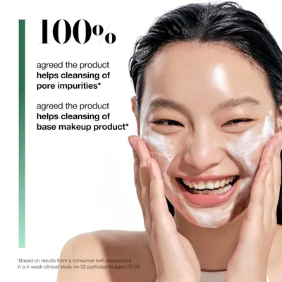 Communicates that 100% of study participants agreed the product effectively cleanses pore impurities and removes base makeup, providing strong social proof of the product's cleansing performance.…