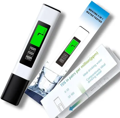 Shows everything included in the purchase: the water tester device, packaging box, and informational materials about TDS measurement and water quality standards.