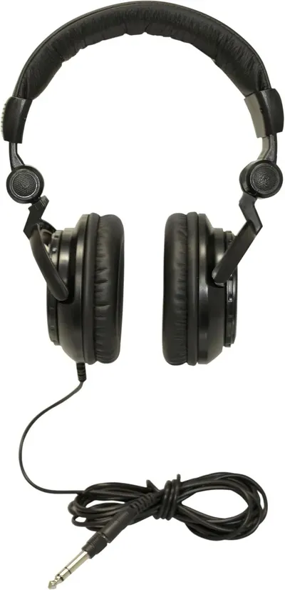 Provides a clean, catalog-style view of the headphones on a white background with no distractions, allowing shoppers to see the product clearly.