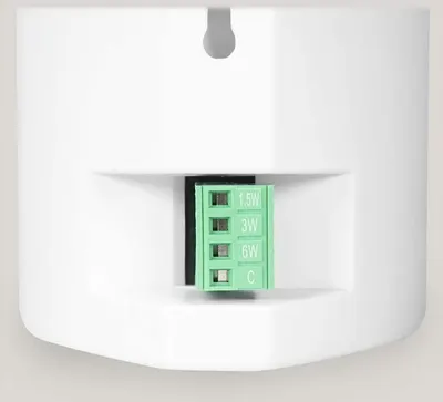 Demonstrates how to adjust the lamp's brightness settings by showing the control switch with multiple wattage options (1.5W, 3W, 6W, C), helping shoppers understand the product's ease of use and…