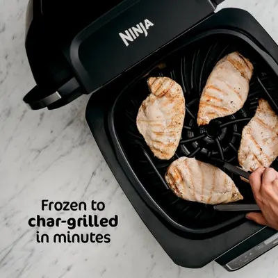 Communicates the convenience and speed of cooking frozen food directly to perfectly grilled results in minutes, emphasizing ease of use and time-saving benefits.