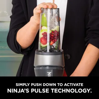 Demonstrates the simple activation method for the blender, reassuring shoppers that the product is easy to use with just a push-down motion. Highlights the convenience and simplicity of operating…