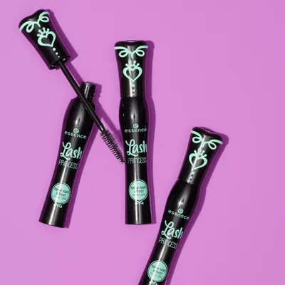 Shows the mascara product line in a clean, catalog-style presentation to give shoppers a clear view of the product packaging and design.