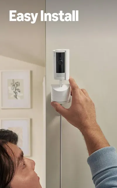 Demonstrates the simplicity of installing the security camera, reassuring shoppers that setup requires minimal effort and no technical expertise. Highlights the ease of installation as a key…