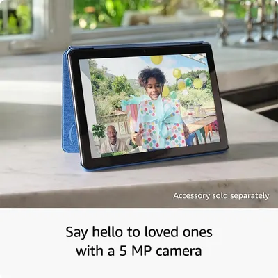 Highlights the tablet's 5 MP camera capability to reassure shoppers they can make high-quality video calls with loved ones. Demonstrates the tablet's video calling feature in a real-world family…