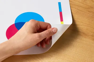 Demonstrates how easily the product (likely a sticker, label, or decal) can be peeled and removed, reassuring shoppers of its user-friendly application and repositionability.
