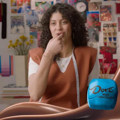 Shows the product being enjoyed in a natural, relatable setting to create an emotional connection and demonstrate everyday use.