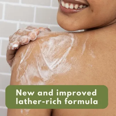Communicates that the product has been improved with a new lather-rich formula, reassuring shoppers of enhanced performance and luxurious application experience.