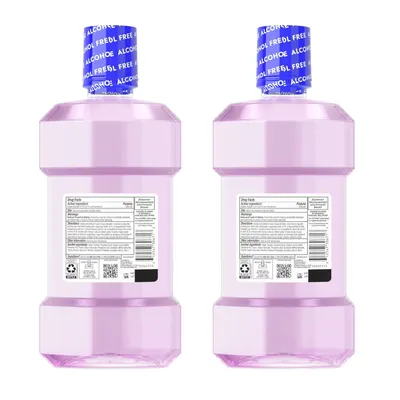 Shows the customer receives two bottles of mouthwash in this purchase, communicating value and quantity included in the bundle.