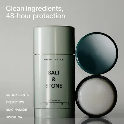 Communicates multiple key benefits and ingredient highlights of the deodorant to reassure shoppers about product quality, effectiveness, and clean formulation.