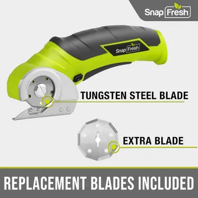 Shows shoppers what comes in the box, specifically highlighting that replacement blades are included with the rotary cutter to reassure buyers of added value and convenience.