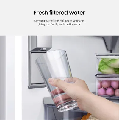 Communicates that the Samsung refrigerator has a built-in water filter that reduces contaminants and provides fresh-tasting water for the family.