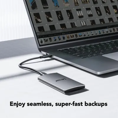 Communicates that the external drive enables seamless and super-fast backup functionality, reassuring shoppers about quick and efficient data transfer.