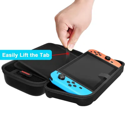 Demonstrates the easy-open tab feature of the carrying case, reassuring shoppers that accessing their device is quick and convenient.