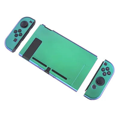 Provides a clean, catalog-style view of the gaming console protective case and controllers to show the product's appearance and color without distractions.