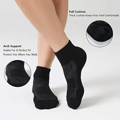 Highlights the sock's key structural features—arch support and thick cushioning—to reassure shoppers about comfort and stability during wear. Communicates multiple distinct benefits (arch support…