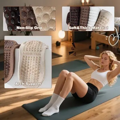 Demonstrates multiple key benefits of the product through visually segmented callout panels, showing the non-slip grip, soft thick material, and arch support features to reassure shoppers of comfort…