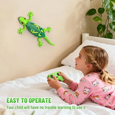 Demonstrates that the remote-controlled toy lizard is simple and intuitive for children to operate, reassuring parents about ease of use. Highlights the product's user-friendly design to reassure…