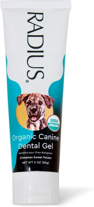Provides a clean, catalog-style view of the product packaging to show shoppers exactly what they will receive.