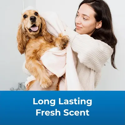 Communicates that the product keeps pets smelling fresh for an extended period, reassuring pet owners about lasting cleanliness and pleasant scent after bathing.