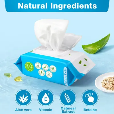 Highlights the product's natural ingredient composition across multiple beneficial components to reassure shoppers about the gentle, natural formulation of the wipes.