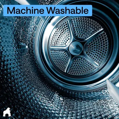 Communicates the ease of cleaning by showing the mat is machine washable, providing convenience and low-maintenance reassurance.
