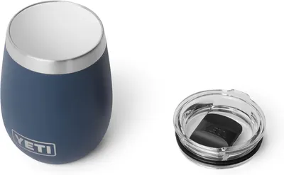 Shows the customer what is included with the product purchase: the insulated tumbler and its clear lid with seal.