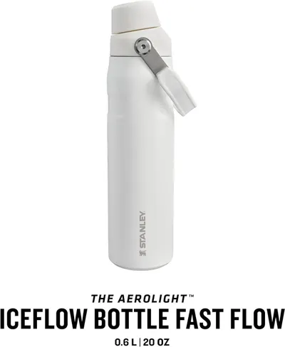Communicates the product's fast flow feature and lightweight construction to appeal to active users seeking quick hydration.