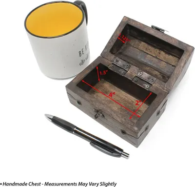 Shows interior dimensions so shoppers know how much storage space the chest offers.